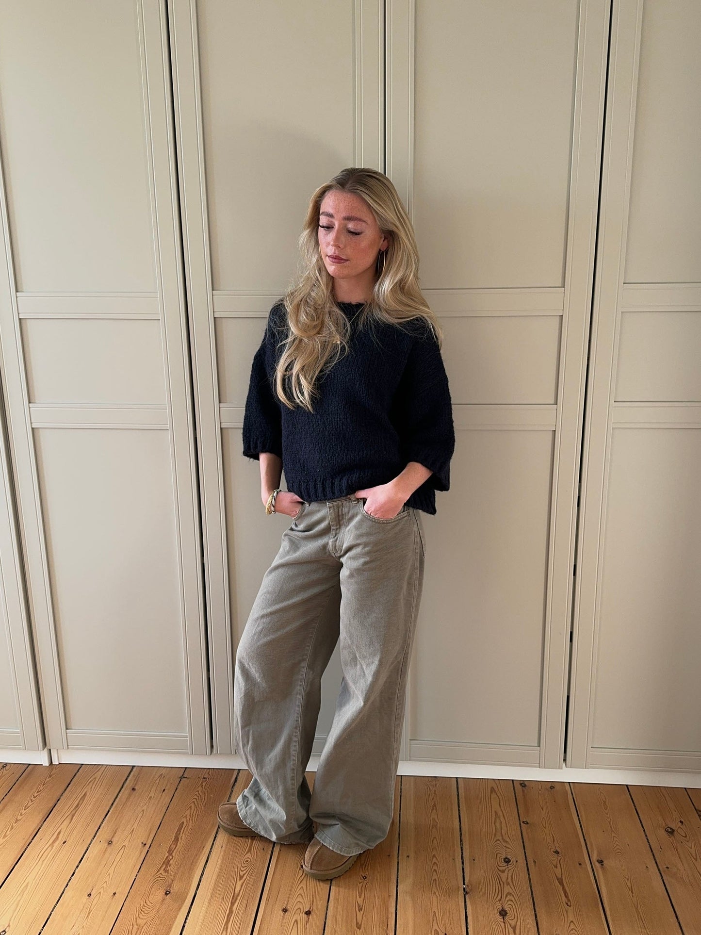 Hedvig knitted sweater with short sleeves – Navy