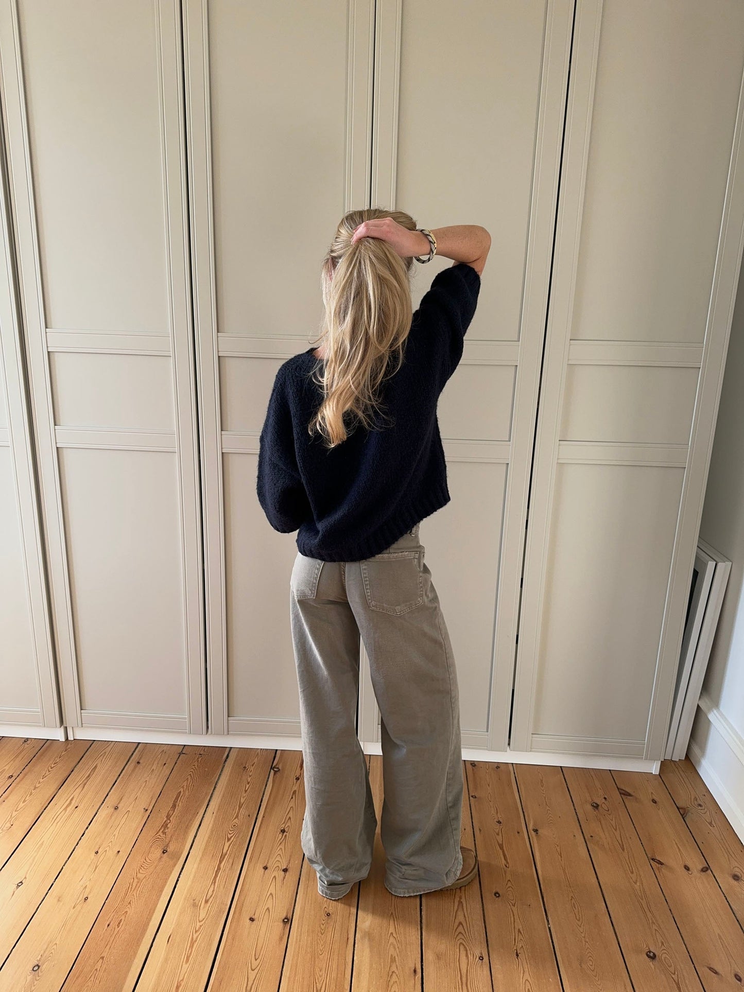 Hedvig knitted sweater with short sleeves – Navy