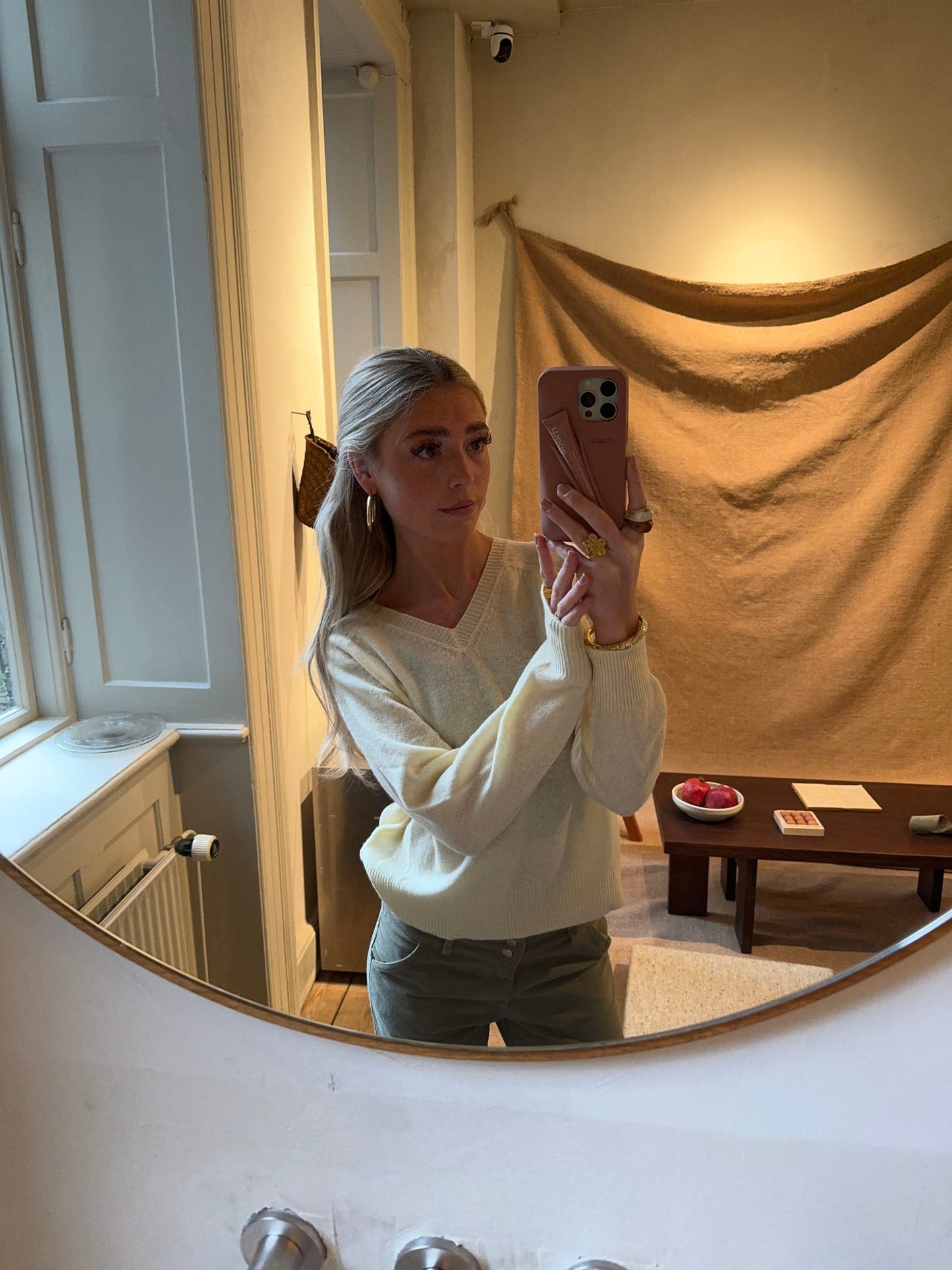 Aiko v-neck sweater - Yellow