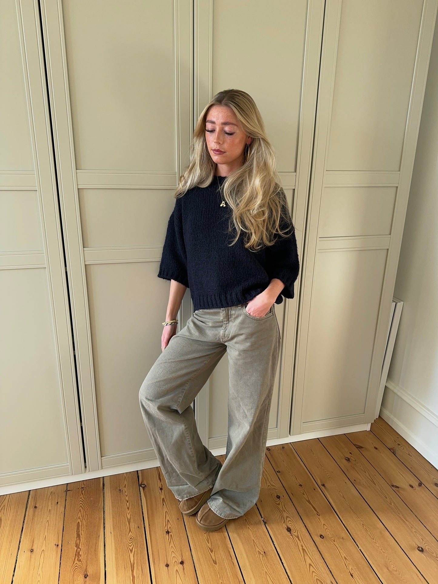 Hedvig knitted sweater with short sleeves – Navy
